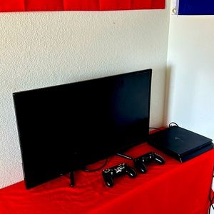 1 32 inch tv, 2 controllers with system, A50 headset